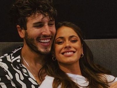 ¿¡Celoso!? A Sebastián Yatra le disgustó el look de Tini Stoessel e hizo esto ¡en pleno show!