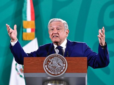 AMLO cuestiona a españoles defensores del periodo colonial que afirman que vinieron a civilizarnos