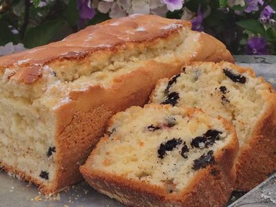 Budín de vainilla y galletas Oreo: facilísimo de hacer para resolver la merienda y no gastar en un kiosco