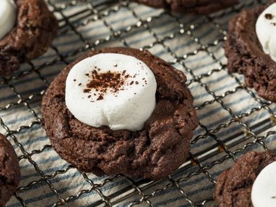 Receta en 8 pasos de las increíbles Crumbl Cookies