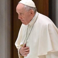 El papa Francisco desestima rumores de que planea renunciar