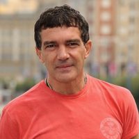 Antonio Banderas hizo emocionar a todos tras saludar a Dani Rovira: "Bravo campeón"