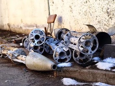 Bombas de fragmentación, un balazo en el pie de Ucrania, advierten expertos