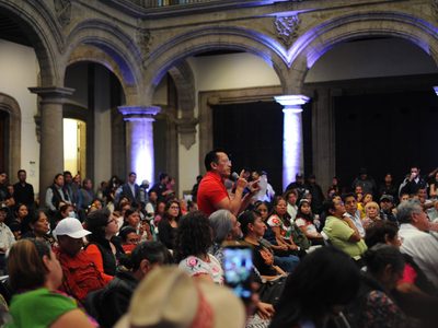 CDMX organiza foro sobre arraigo local; ciudadanos denuncian que están siendo desplazados