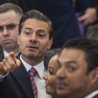Peña Nieto revive el ritual del dedazo