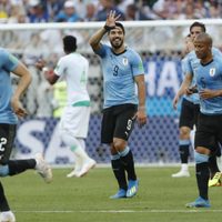 Uruguay vence a Arabia Saudita y califica; Rusia, también avanza