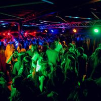 Indignante: más de 1200 personas asistieron a una fiesta clandestina en Lomas de Zamora