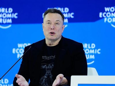 Musk planea vender robots humanoides a fines del 2027