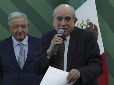 Denuncian albazo en comisión para la reforma electoral de Pablo Gómez; señalan cercanía con AMLO