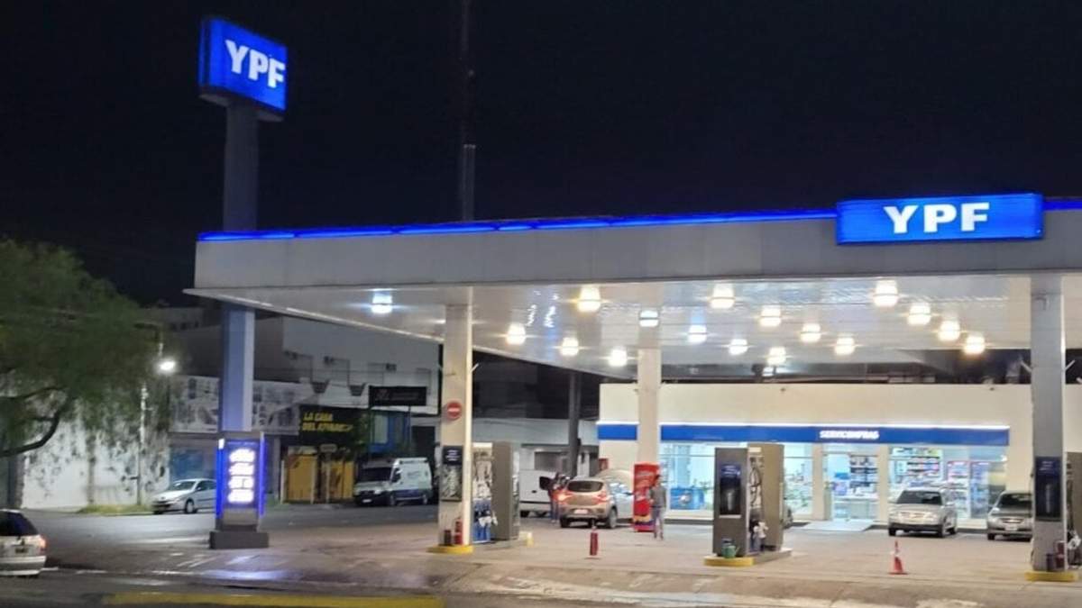 Hubo un nuevo aumento en la nafta y otros combustibles en Neuquén. Fuente (Vaca Muerta News).