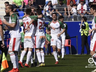 Imperdible pelea entre Jonathan Calleri y un jugador español