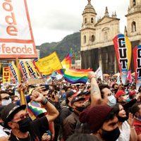 El presidente de Colombia pide liberar a los presos del estallido social del 2021