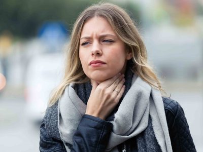 El mejor remedio casero para el dolor de garganta con solo 4 ingredientes