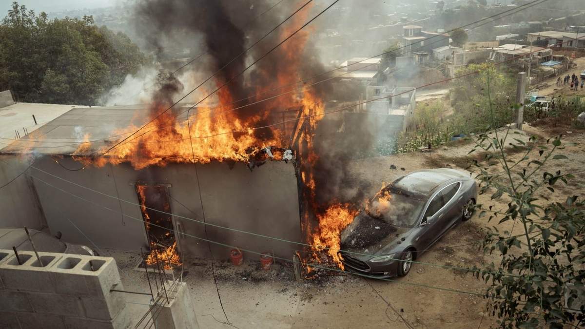 Tesla quemado