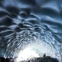 Los túneles de hielo, una atracción turística para recorrer en verano