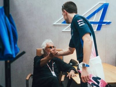 Franco Colapinto espera: Flavio Briatore analizó el debut de Alpine en Australia