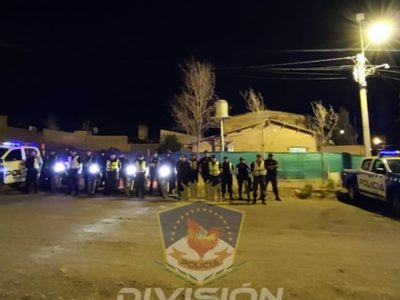 En un mega operativo, desbarataron un kiosco narco y detuvieron a cinco personas