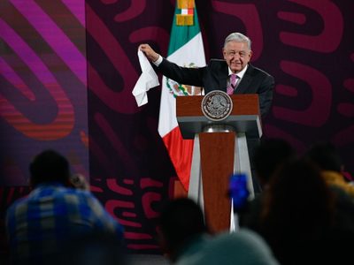 Estos fueron los principales temas de la conferencia mañanera de AMLO del 14 de mayo (Video)