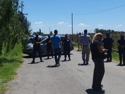Conexiones clandestinas: vecinos de un country agredieron a personal de Edesur
