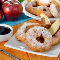 Donas de manzana: llevá la panadería a tu casa con esta receta increíble, fácil y muy original