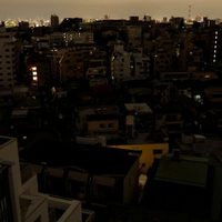 Un terremoto de magnitud 7.3 activa la alerta de tsunami en Japón (Videos)