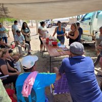 Vecinos de Centenario liberaron uno de los cuatro camiones cisternas retenidos ante la falta de agua
