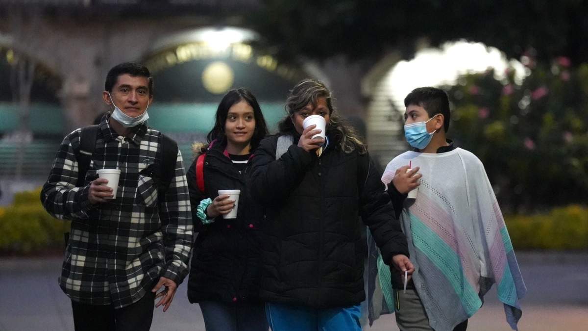 El gobierno capitalino emitió recomendaciones ante las bajas temperaturas