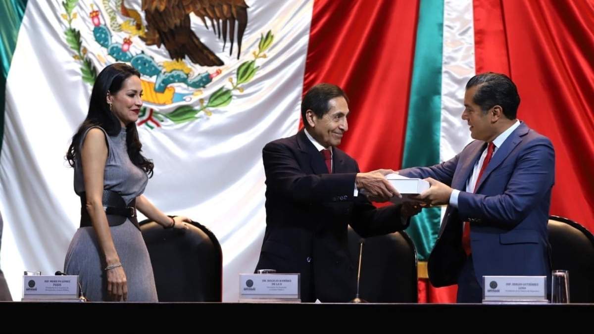 La entrega del Paquete Económico 2025