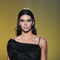 Un conjuntito de otro mundo: Kendall Jenner y un video que flechó miles de corazones