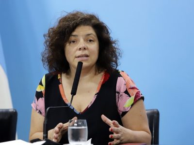 El Gobierno elimina la obligatoriedad del uso de tapaboca al aire libre
