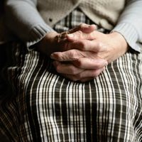"Se puede": anciana de 100 años dio pelea al coronavirus y ganó