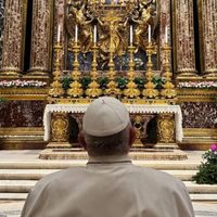 Papa Francisco padece neumonía bilateral; cuadro clínico sigue siendo "complejo"