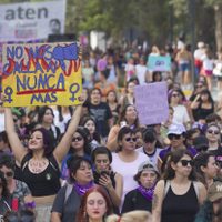 La marcha del 8M inundó de manifestantes el centro de Neuquén