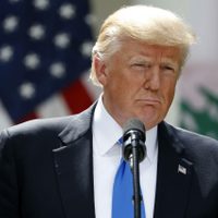 Trump reitera su decepción con su procurador y deja en el limbo su despido