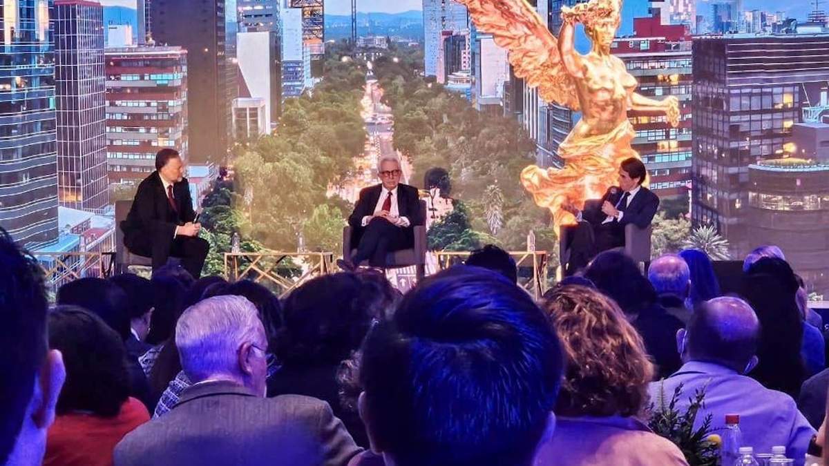 Ernesto Zedillo en el foro de Actinver, junto con el exmandatario español José María Aznar