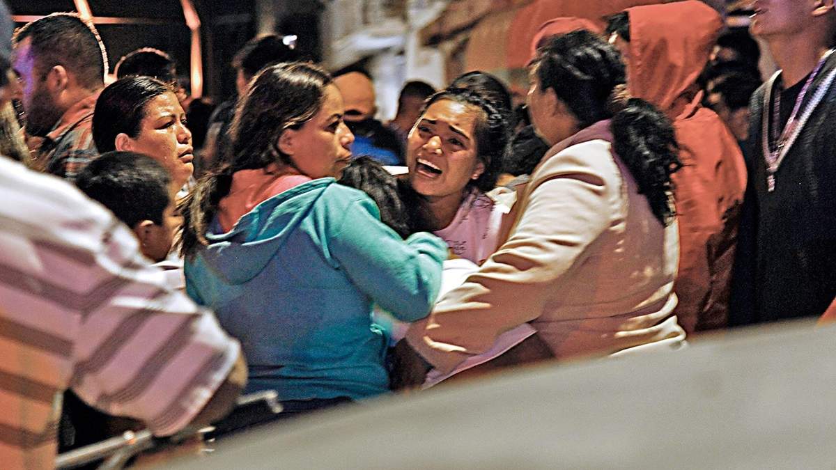 Familiares de víctimas