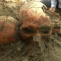 Hallan osamentas mortuorias en las playas del Conchalito en La Paz, BCS