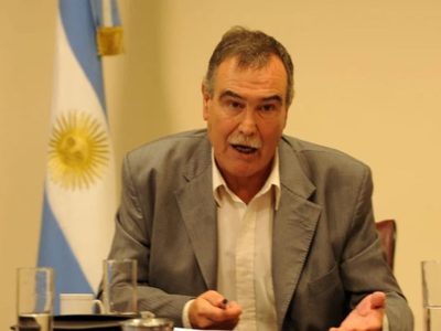 Por la estafa con lotes y casas en Centenario, Bertoldi dijo que “No ha mandado a investigar nada”