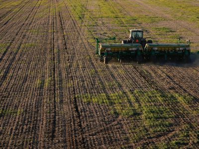 El Gobierno no descarta una suba de las retenciones al campo