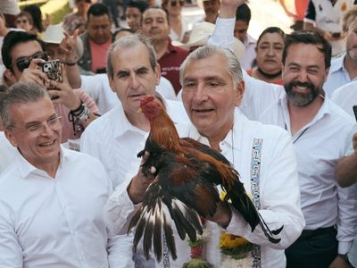 Adán Augusto López llama “tinterillos de ocasión” a los ministros de la Corte