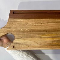Conocé el secreto de las abuelas para dejar tus tablas de picar verduras como si recién las estrenaras