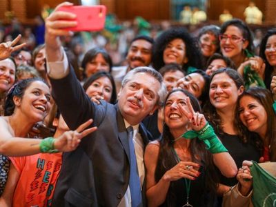Alberto Fernández sobre la IVE: "No tiene ningún sentido seguir negando su existencia"