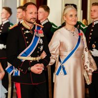 Princesa de Noruega pide disculpas por sus contactos con Epstein