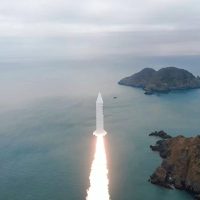 Corea del Norte lanza varios misiles balísticos hacia el mar de Japón
