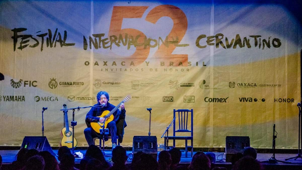 La trova del chileno Manuel García conmovió al 52º Cervantino