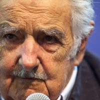 José Mujica, expresidente de Uruguay, renuncia al Senado y deja la política