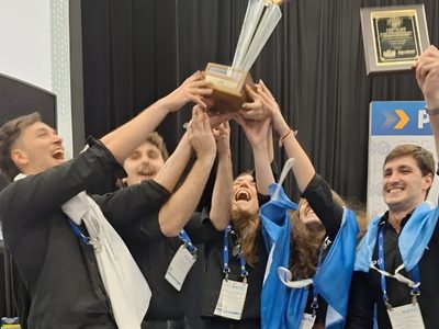 Estudiantes de la UBA se coronaron campeones del Campeonato Mundial de Ingeniería Petrolera