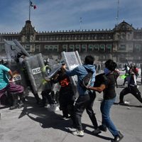 Comisión de Derechos Humanos de la CDMX investiga abuso policial en la marcha de la Gen-Z