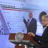Calderón tiene coraje por el avión presidencial: AMLO