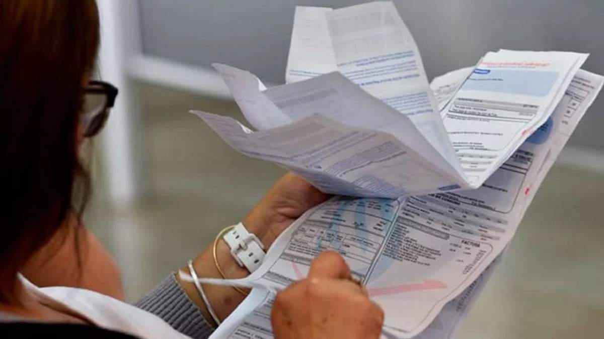 Las boletas de servicios no deberán incluir tasas o cargos ajenos al servicio facturado. Fuente: (Noticias Argentinas)
